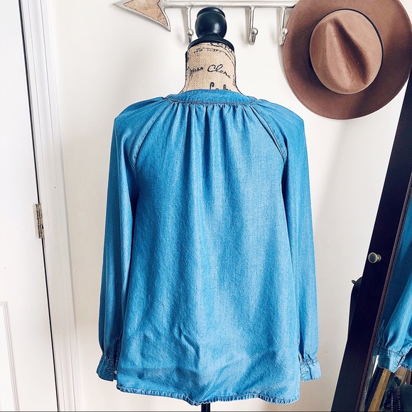 🦋Denim Top🦋 - Picture 3 of 3